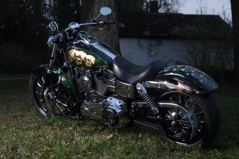 Мотоцикл харлей дэвидсон