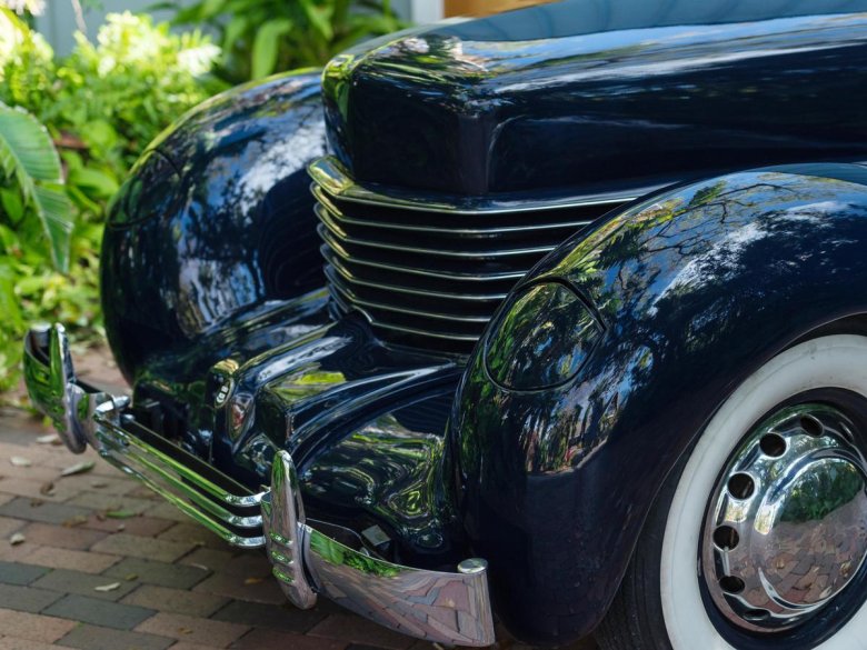 Cord 812 phaeton 1937