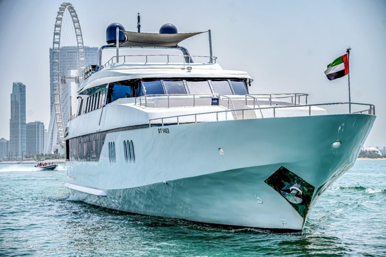 Мегаяхта дубай