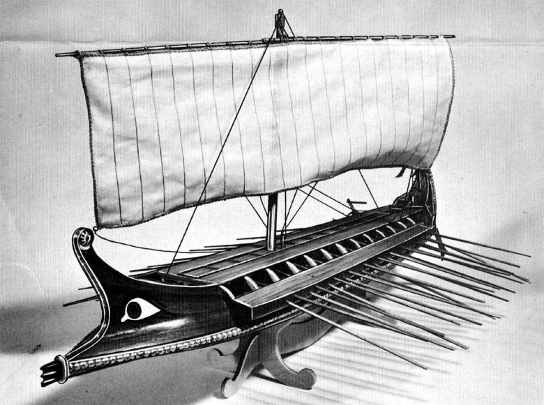 Греческая бирема модель