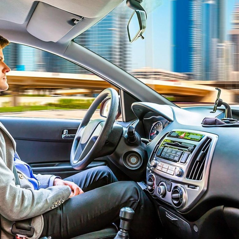 Мужчина в автомобиле