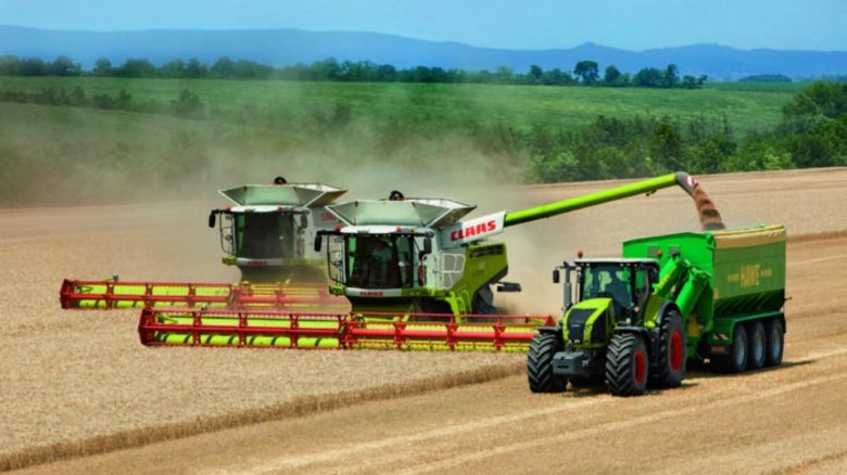 Комбайн класс лексион 780