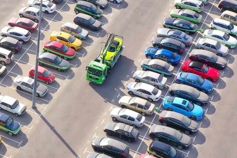 Парковка машин