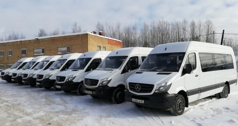 Микроавтобус мерседес спринтер