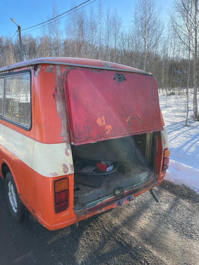 Автомобиль раф