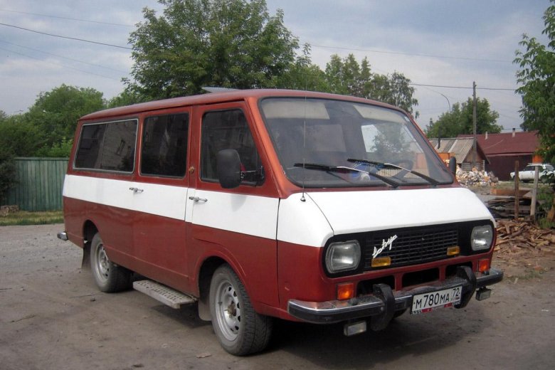Раф 2203 микроавтобус