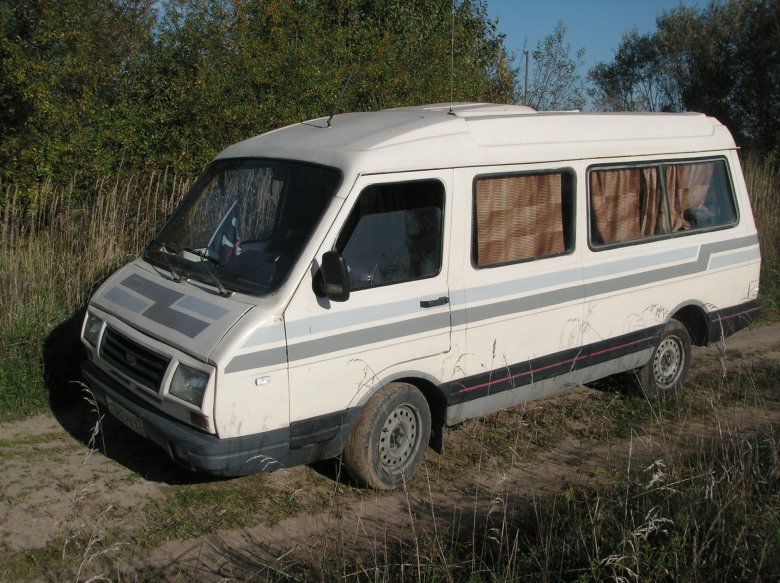 Раф микроавтобус