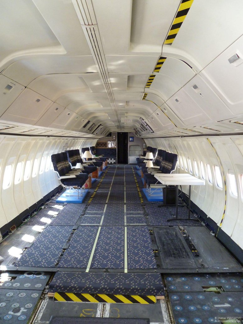 Грузовой отсек самолета