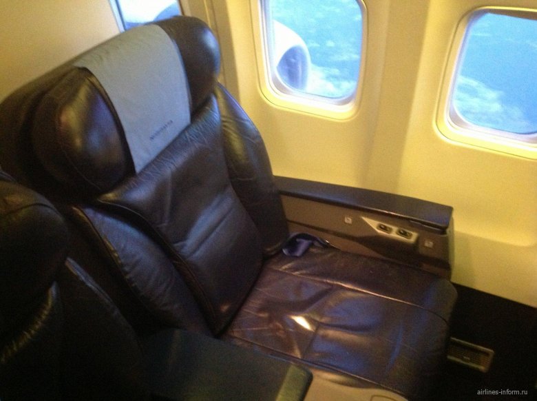 Boeing 737-500 бизнес класс