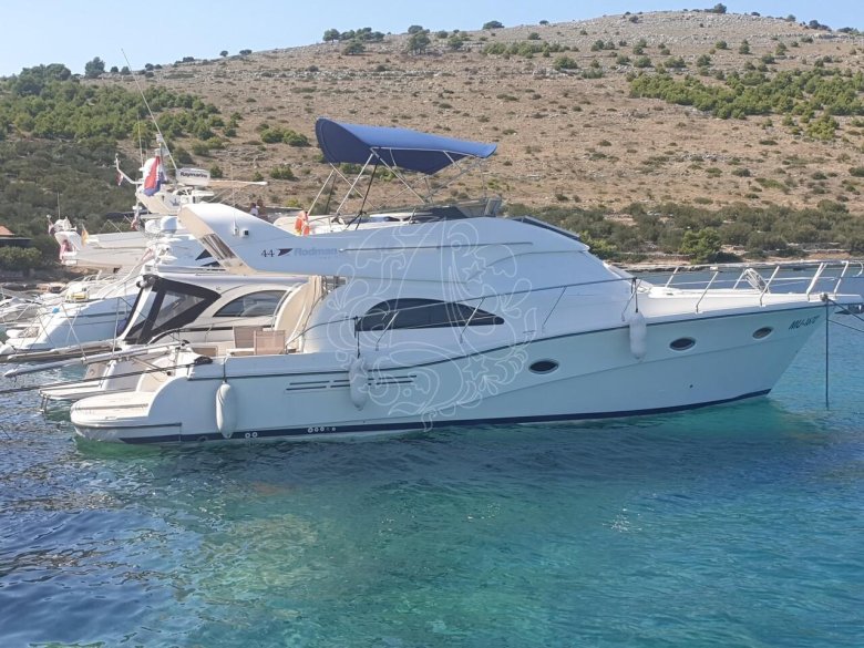 Яхта в турции