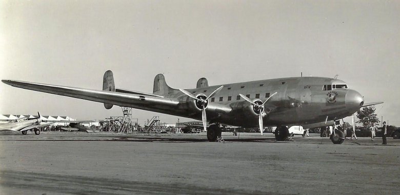 Douglas dc-4e