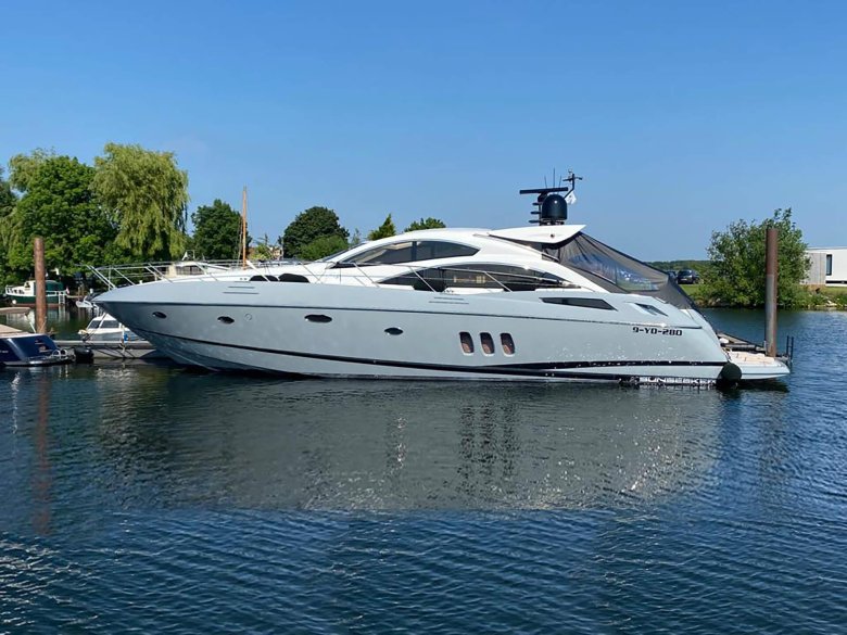 Моторная яхта sunseeker manhattan 66