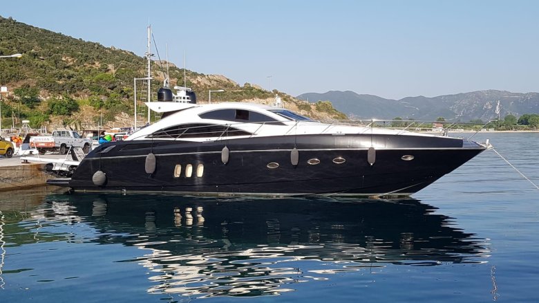 Sunseeker predator 62