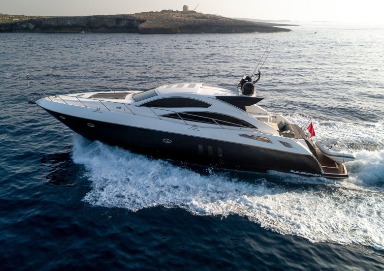 Sunseeker predator 72