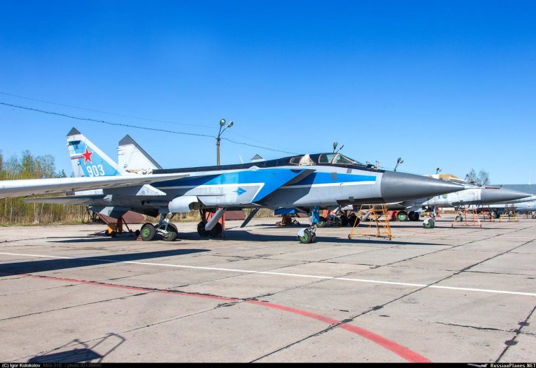 Истребитель перехватчик миг 31