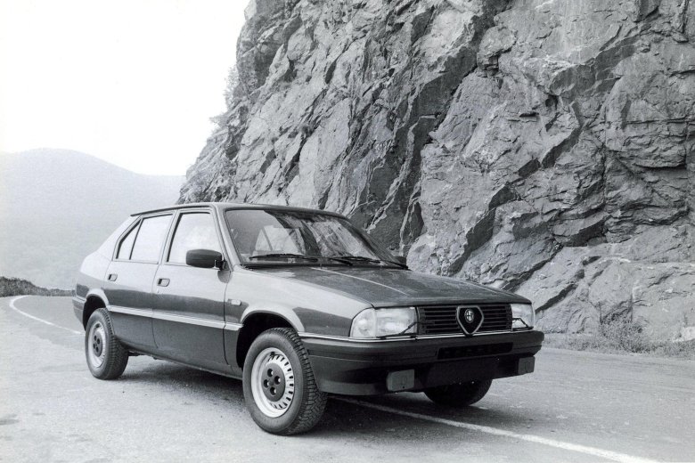 Alfa romeo 75 1985