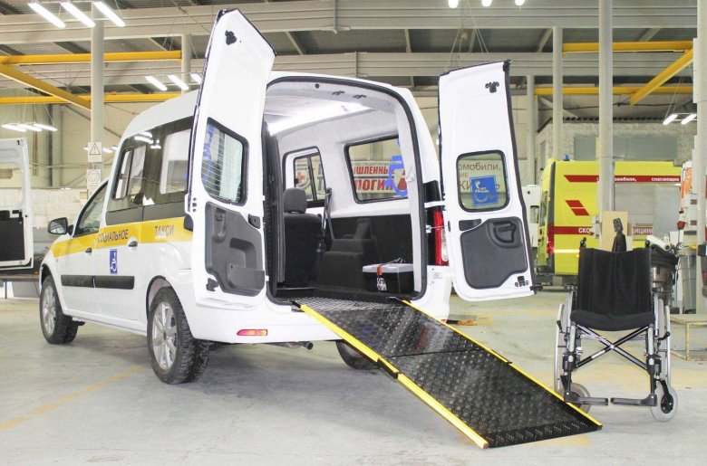 Ларгус с аппарелью для инвалидов