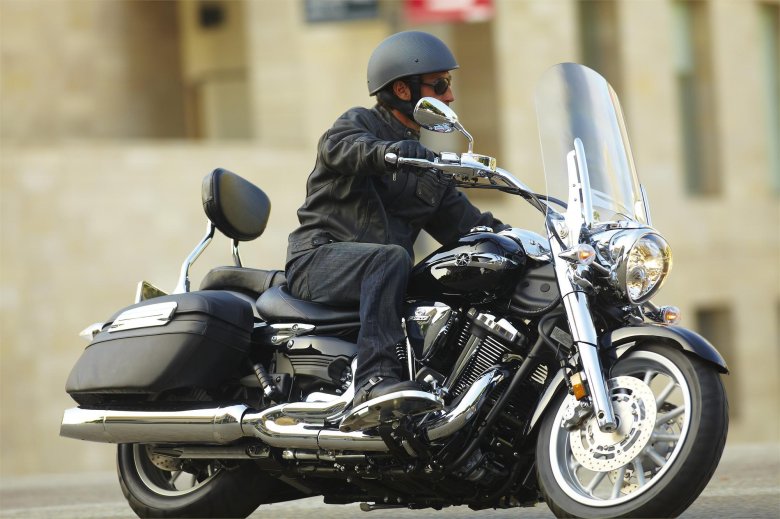 Yamaha stratoliner deluxe