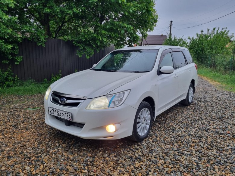 Субару эксига 2008 года