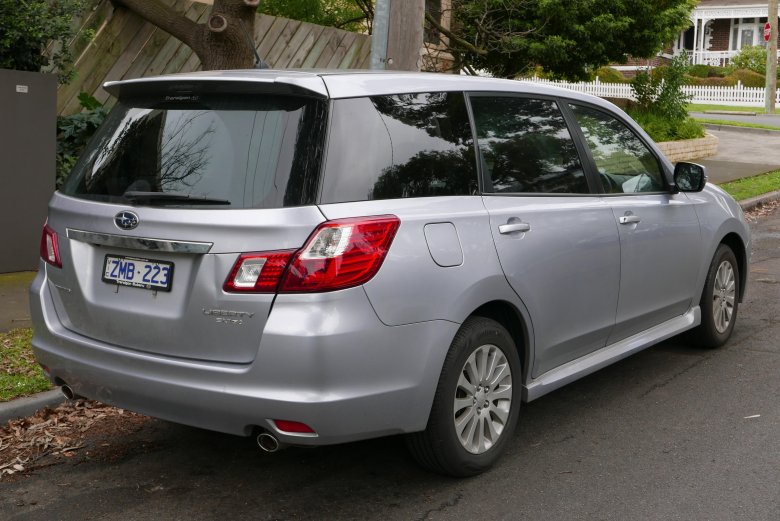 Subaru exiga 2010