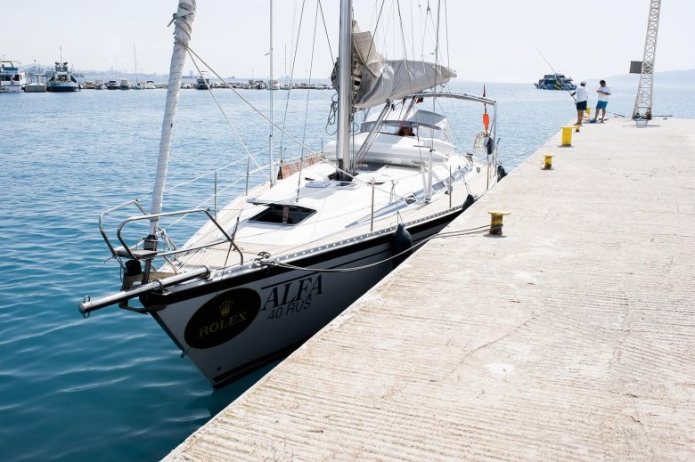 Парусная яхта elan 431