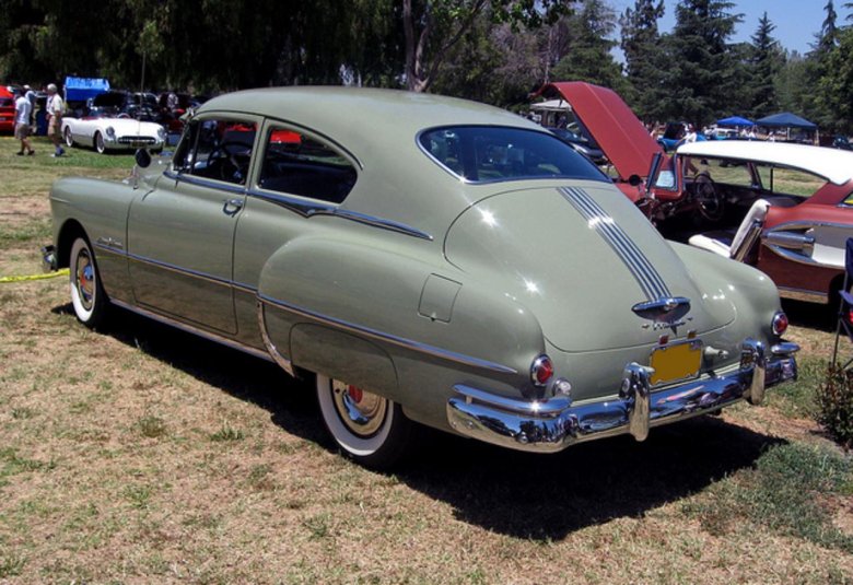 Pontiac streamliner 1949