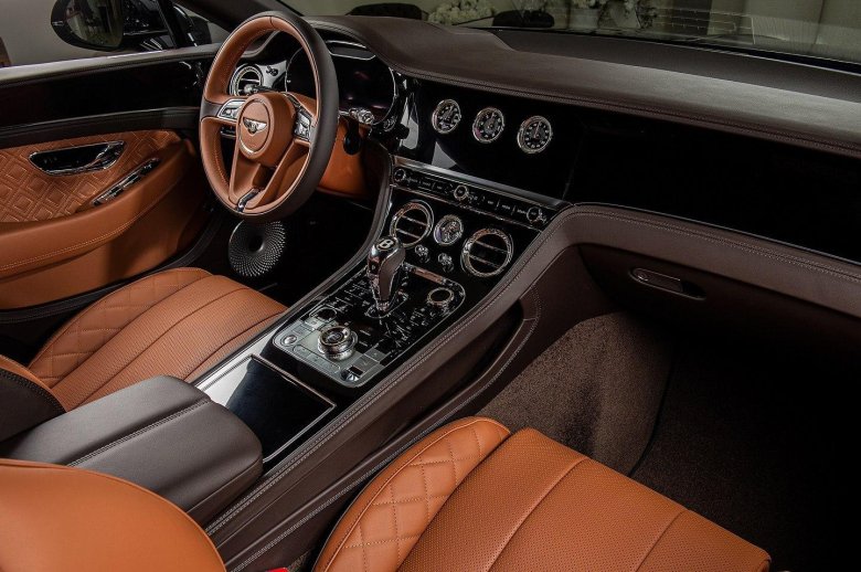 Бентли континенталь 2018 салон