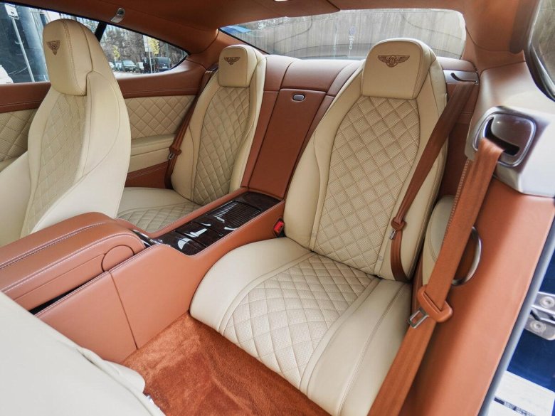 Бентли континенталь gt 2021 салон