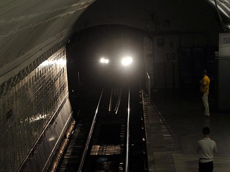 Метро тоннель