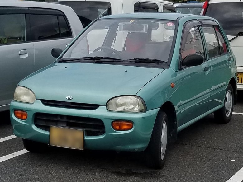 Nissan serena i (c23)