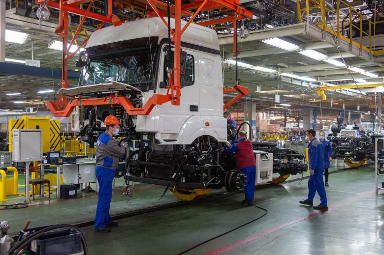 Камский автомобильный завод камаз