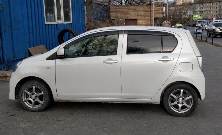Daihatsu mira r15