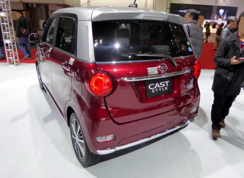 Daihatsu cast sport