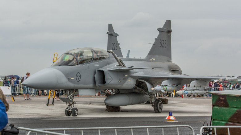 Шведский saab jas-39