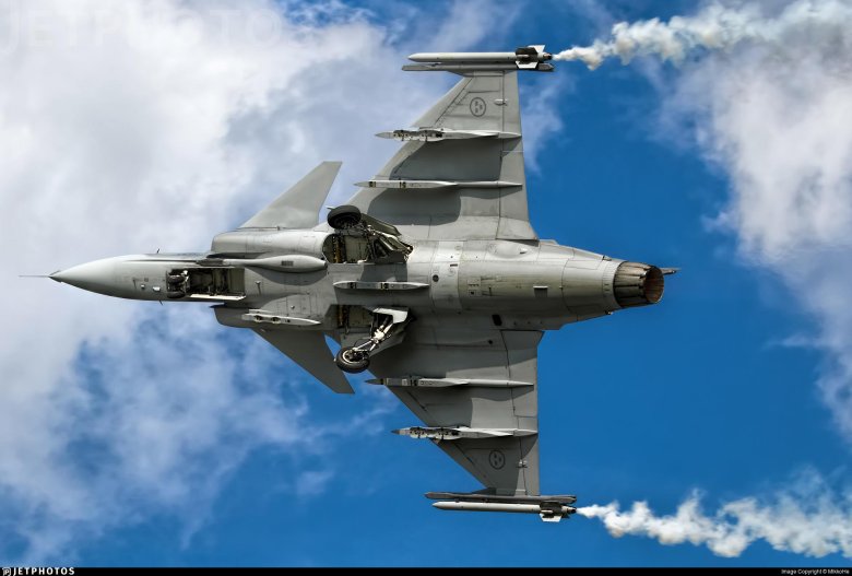 Gripen истребитель