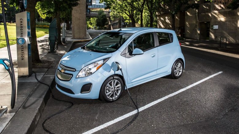 Электромобиль шевроле спарк
