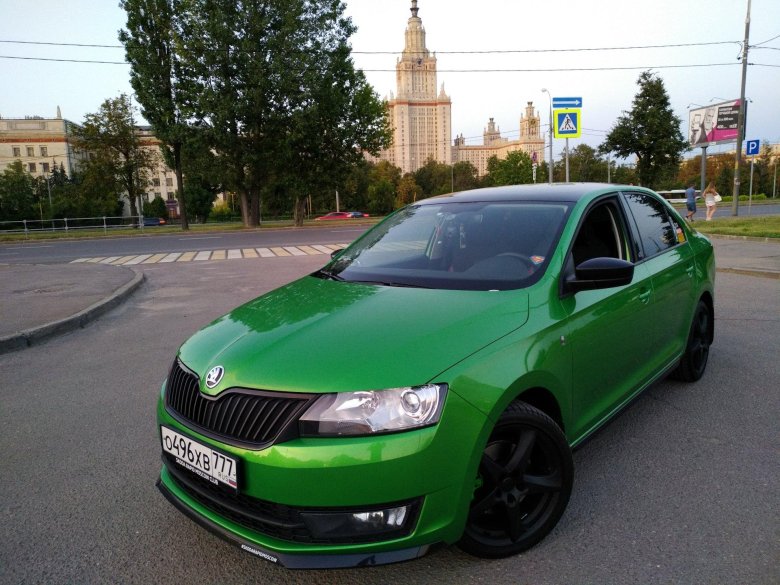 Шкода рапид зеленая