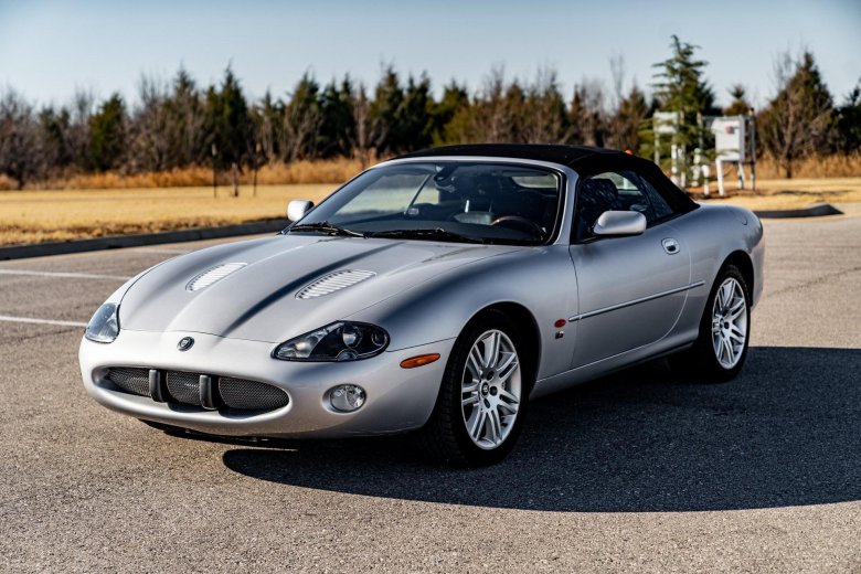 Jaguar xkr 2001
