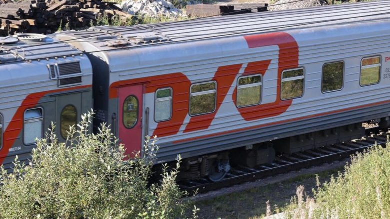 Поезд мурманск