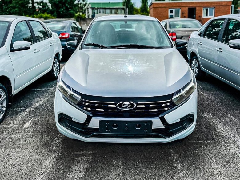 Лада веста рестайлинг 2023