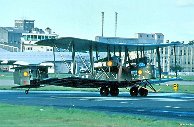 Виккерс вими самолет