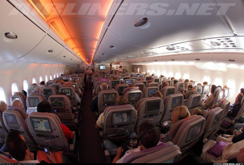 Аэробус а380 салон эконом