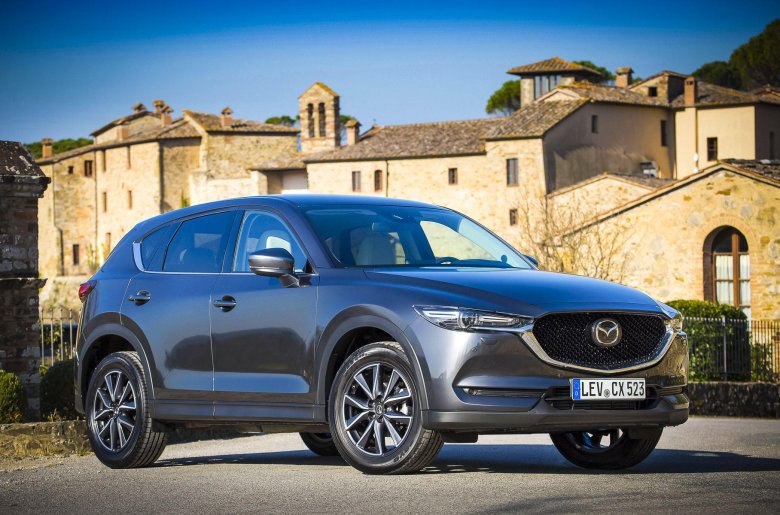 Мазда сх 5 2018