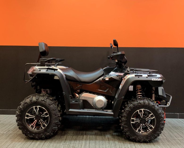 Квадроцикл cf moto