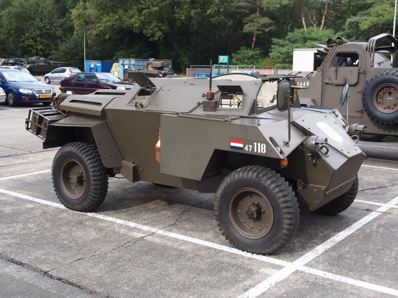 Броневик хамбер