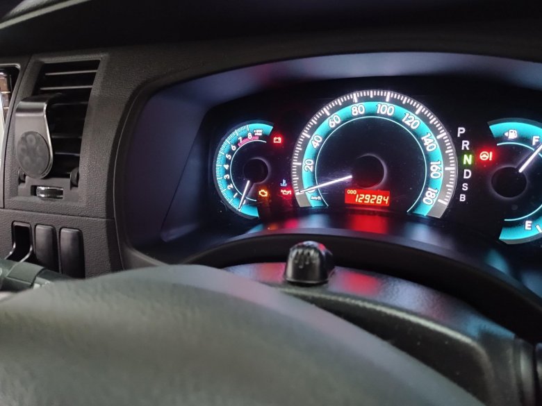 Оптитрон тойота исис