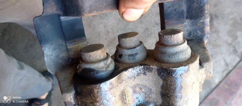 Передний суппорт нива шевроле