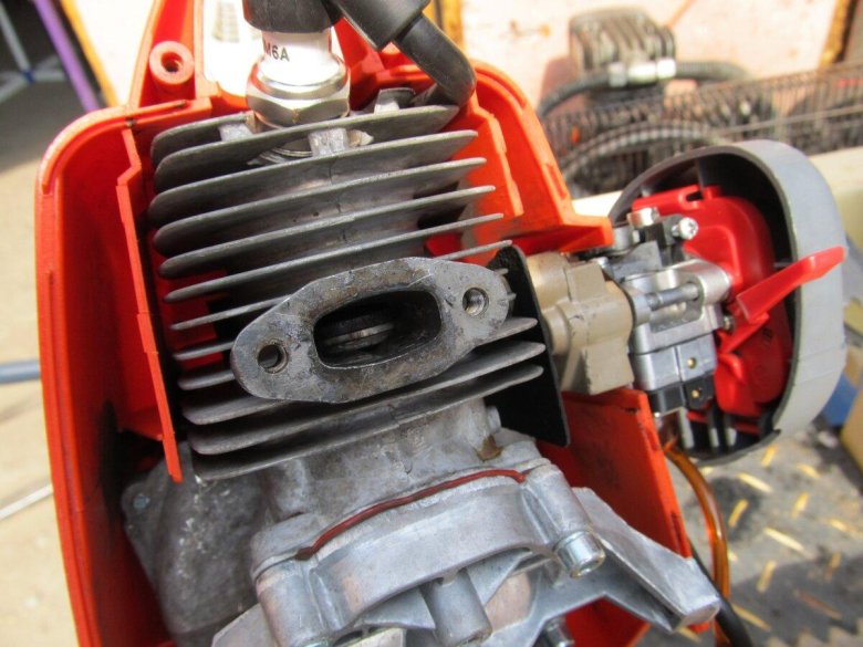 Мотор триммера 4т