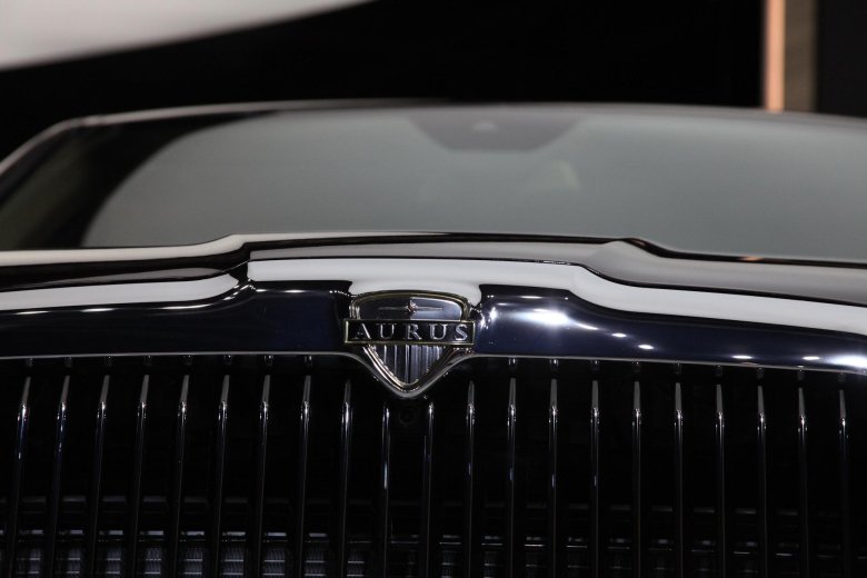 Аурус сенат значок