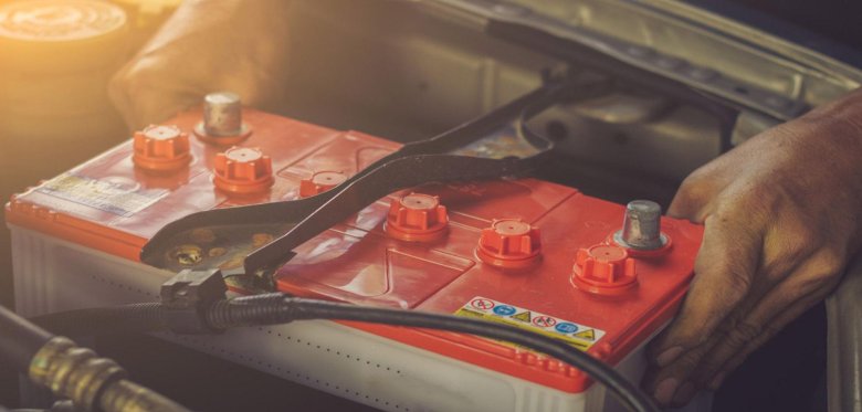 Замена аккумулятора авто